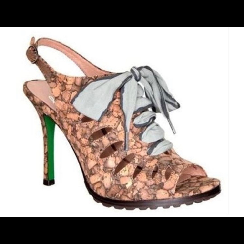 Donald Pliner Lisa Ilyna Cork Caged Bow Pumps